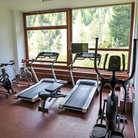 Apartment Tour De Supercrans 206-2 By Interhome